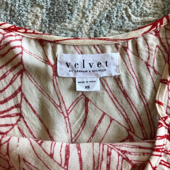VELVET by Graham and Spencer tank - Picture 2 of 5